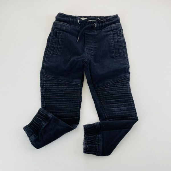 Černé jeans, vel. 98